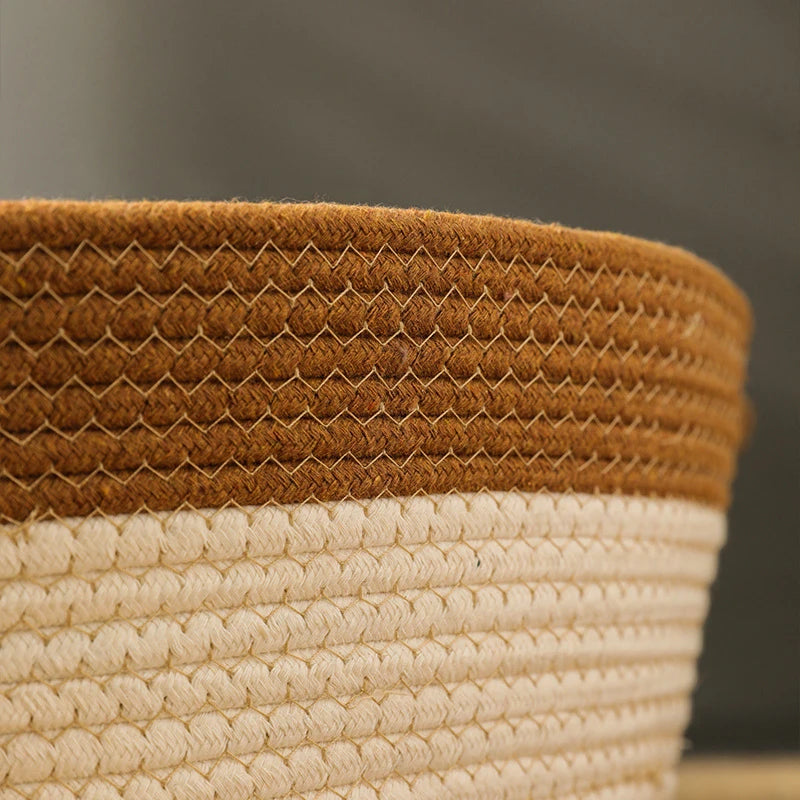 Handmade All-Season Cat Bed – Soft Woven Basket