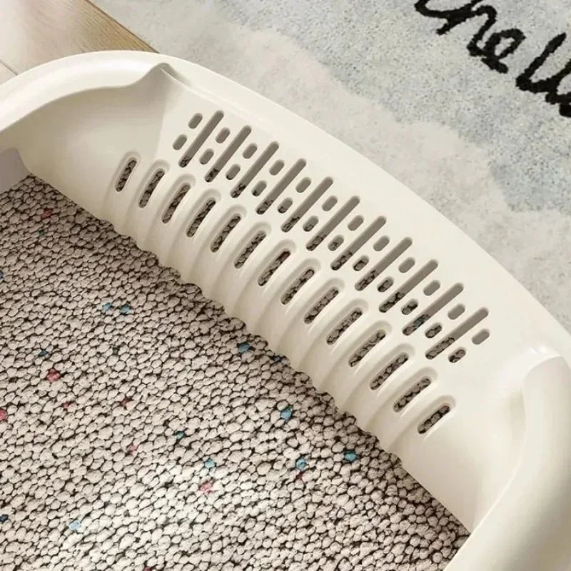 Enclosed Cat Litter Box – Odor-Control, Low-Tracking Design